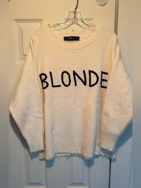 Zara BLONDE Cream Crewneck Sweater